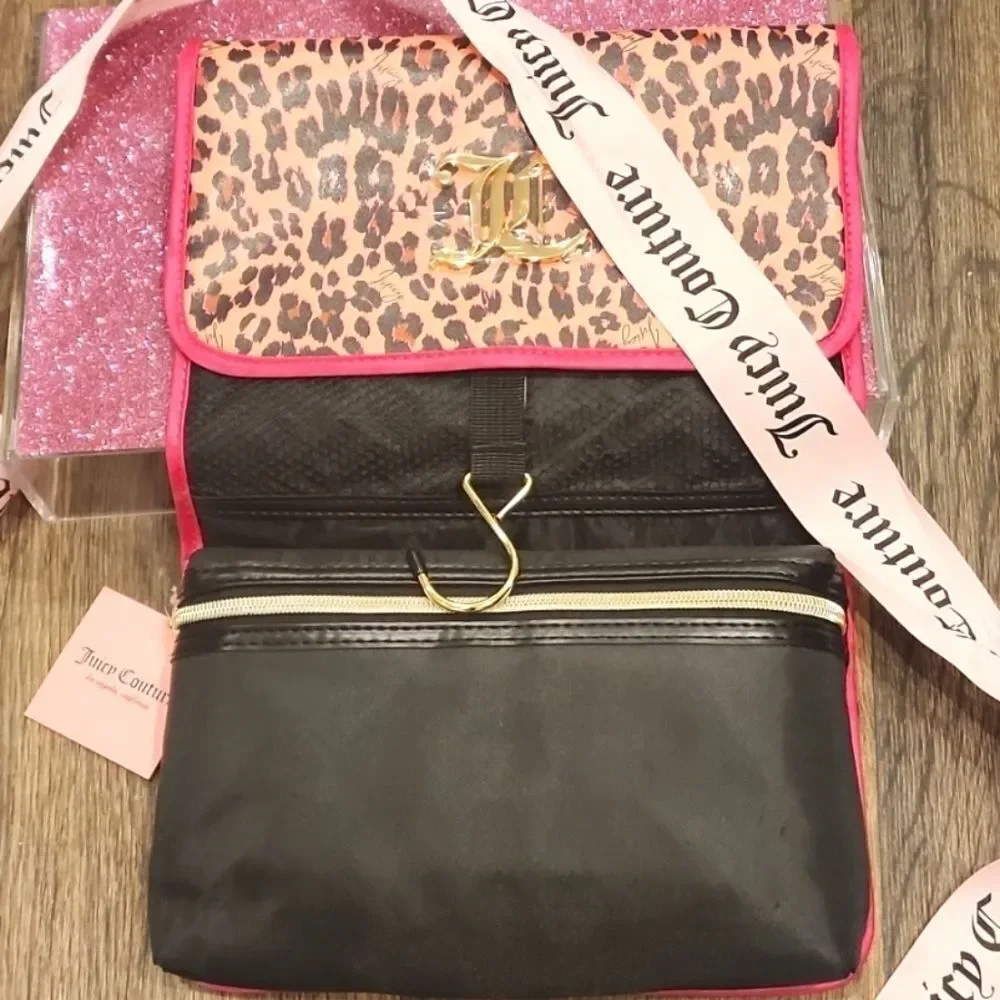 Juicy Couture Leopord Logo Hanging Cosmetic‎ Bag